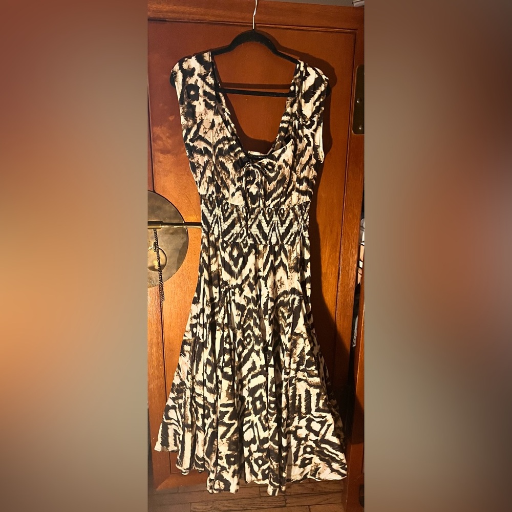 GRACELEMENTS Pheasant dress super flattering